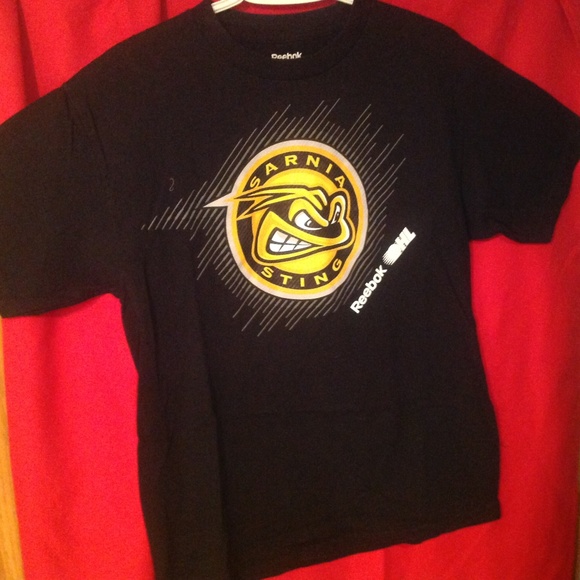 Sarnia Sting tshirt - Picture 1 of 3